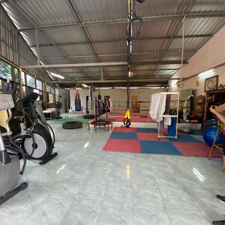 Jungle Gym Hotel หาดริ้น ภายนอก รูปภาพ
